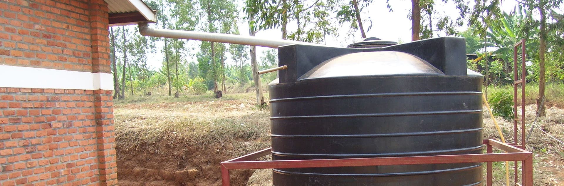 Water Tank Cleaners Brisbane & Gold Coast, Rain Water Tank Service